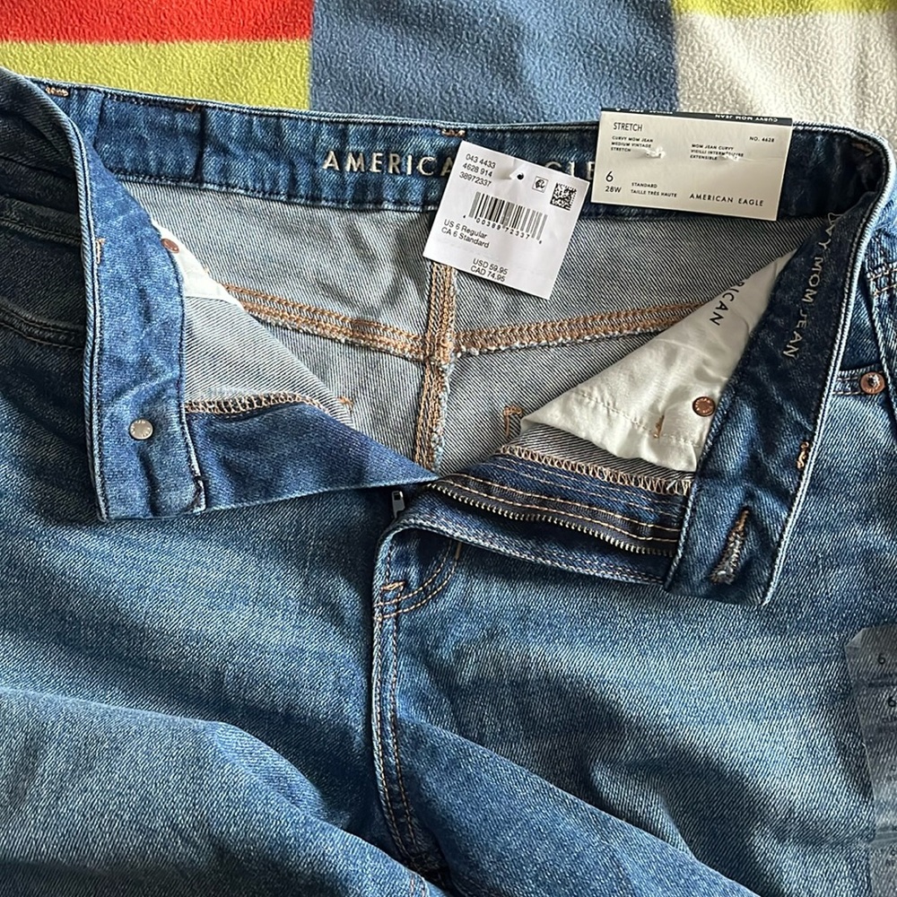 Curvy mom jeans mediun vitage stretch american eagle